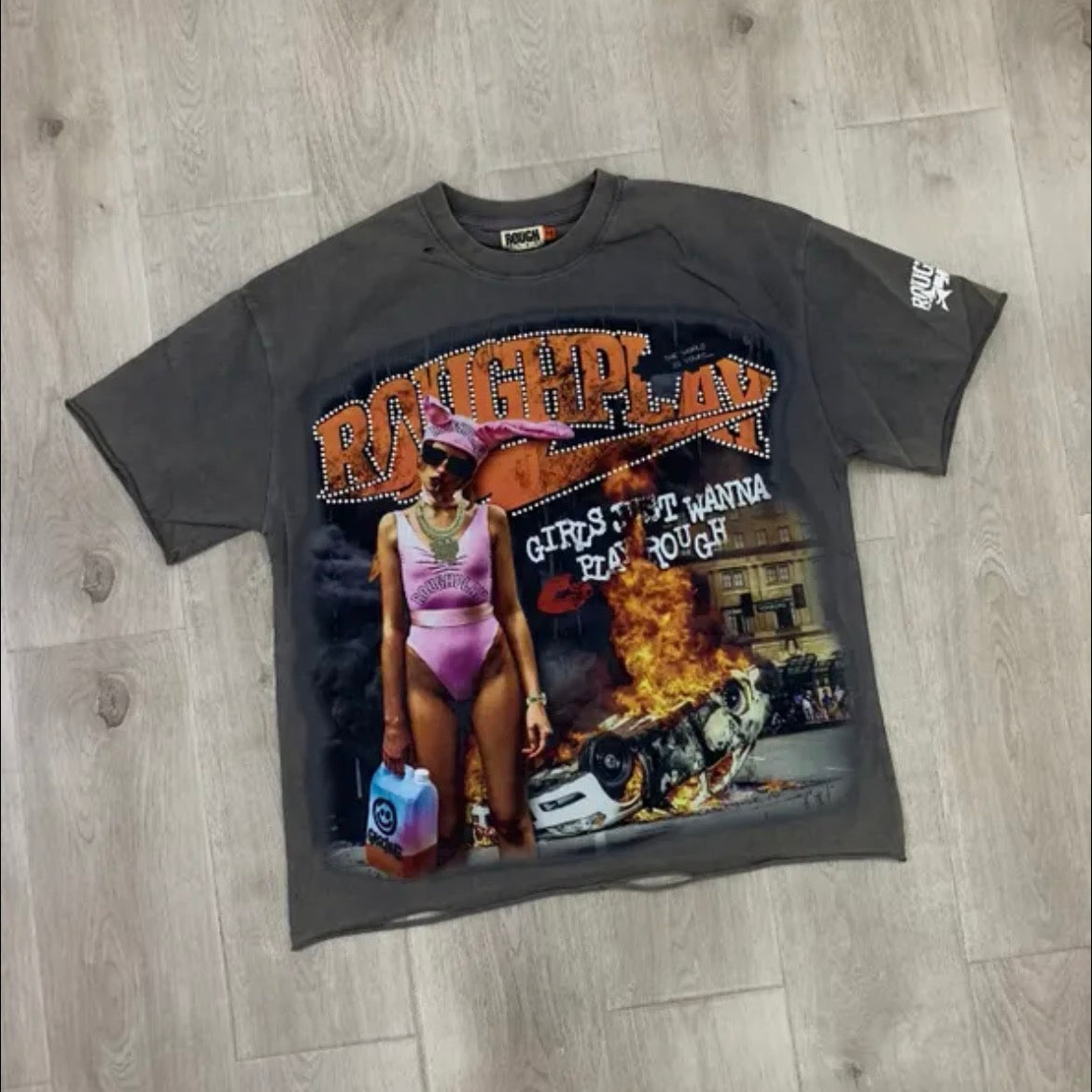 Roughplay Lady Bikin T-Shirt