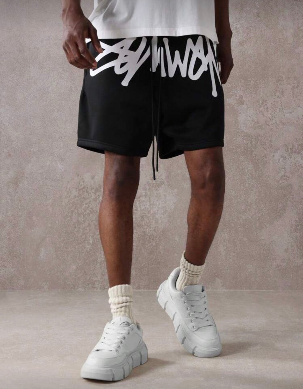 Sumwon Letter Black Shorts