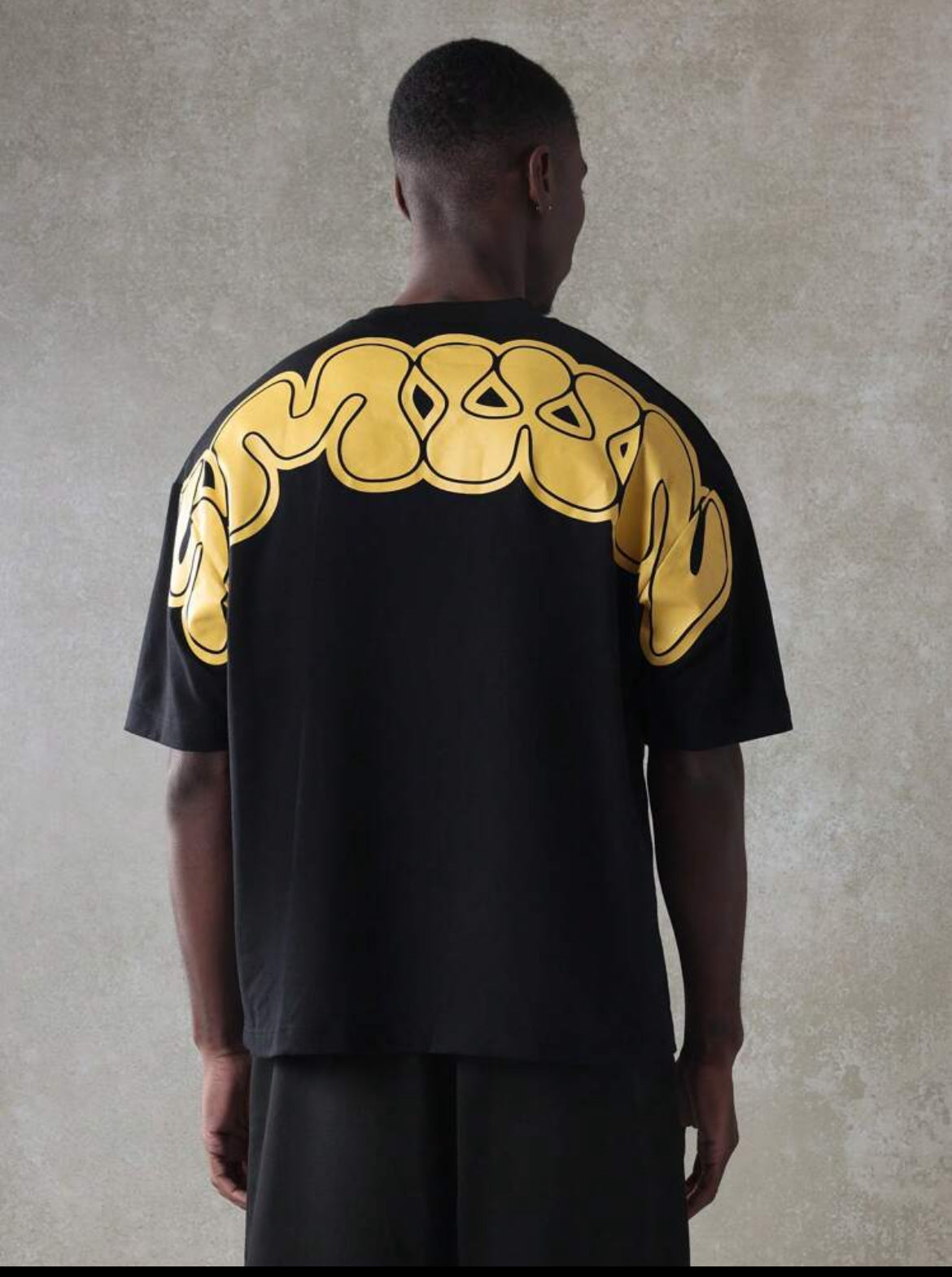 Sumwon Yellow Letter T-shirt