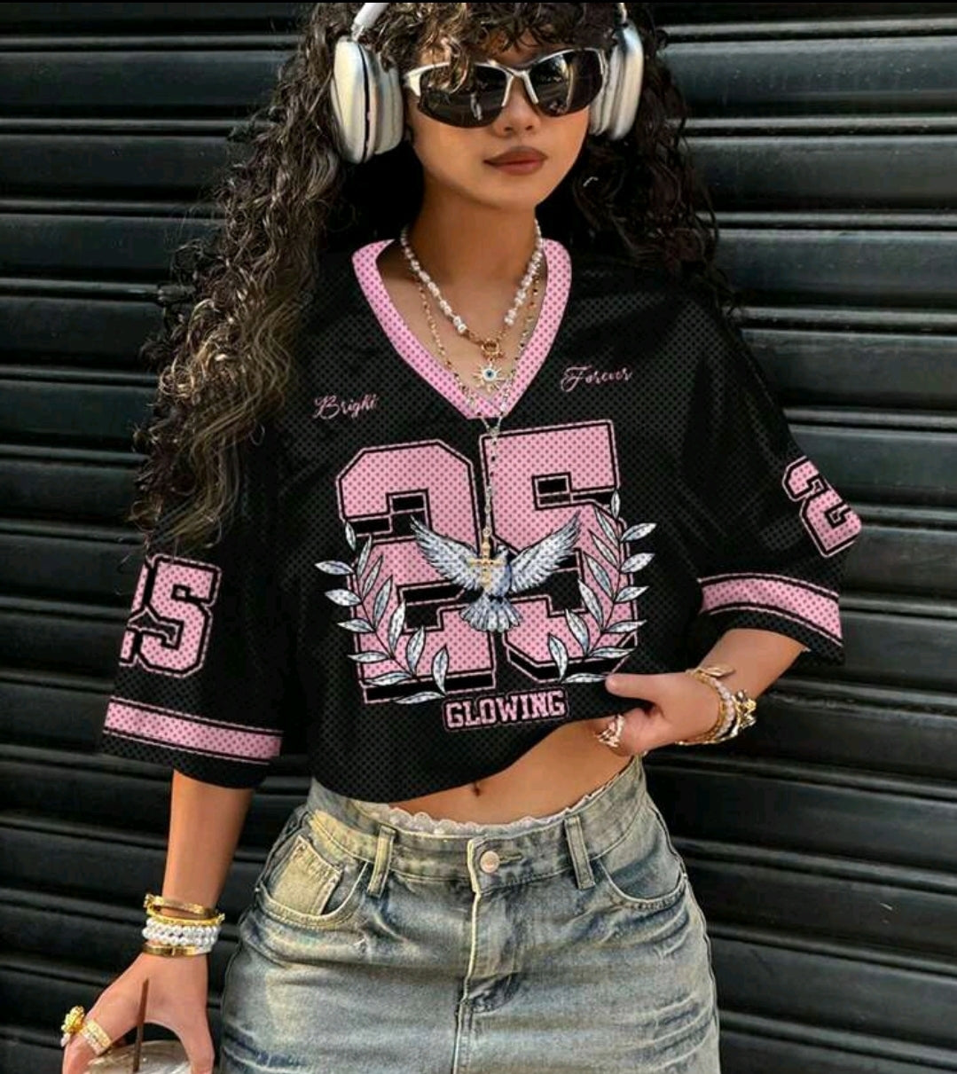 Black Number Crop
